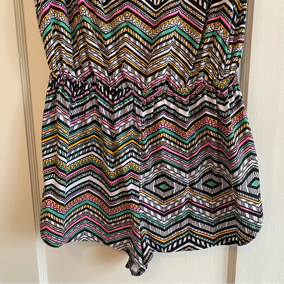 Romper - Picture 4 of 4